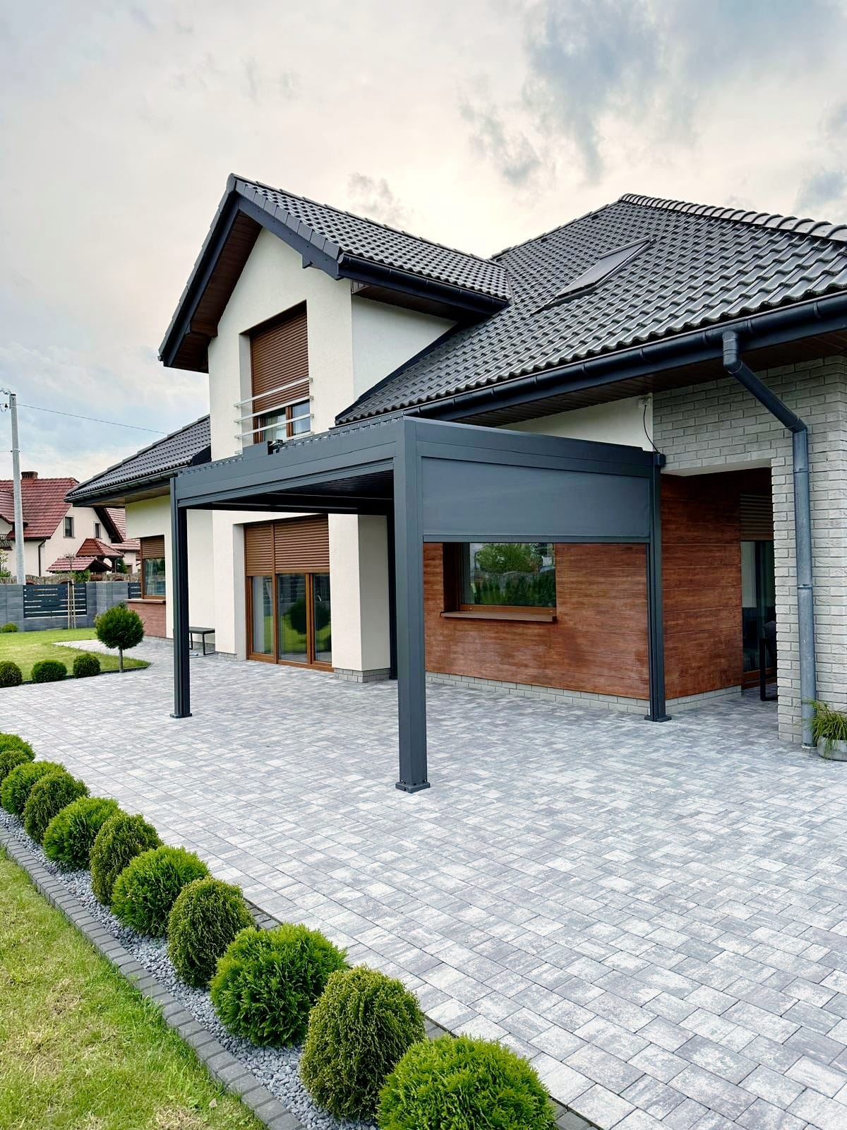 Pergola bioklimatyczna 4x4 m — Świat Wanien SPA